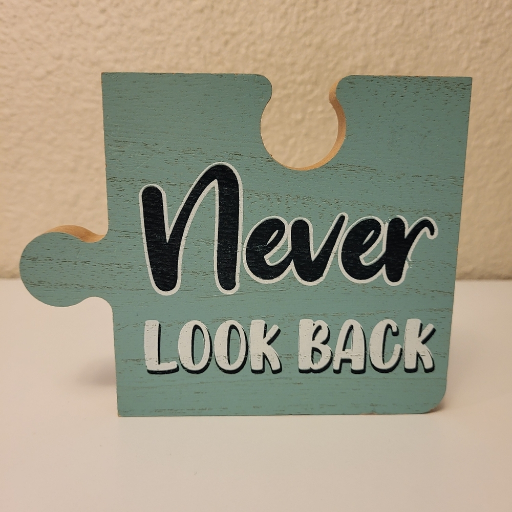 Greenbrier International, Inc. Puzzle Piece Home Decor Signs - Picture 7 of 8